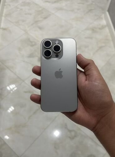 Apple iPhone: IPhone 15 Pro, 256 GB, Natural Titanium