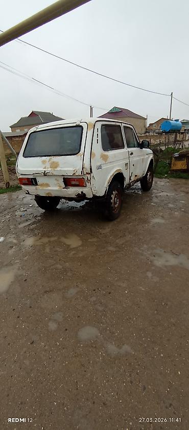 qazel yuk maşın: VAZ (LADA) 4x4 Niva: 1.7 l | 1988 il Ofrouder/SUV — 5