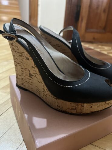 carlo conte обувь: Carlo Pazolini, Размер: 39, цвет - Черный, Б/у