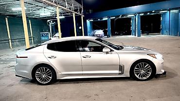 торг: Kia Stinger: 2017 г., 2 л, Лифтбек — 5