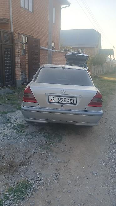 Унаа: Mercedes-Benz 220: 1994 г., Седан — 3