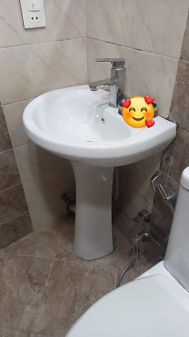 qapı şüşəsi: ENDİRİM OLUNDU 🆘🆘🆘Otaq qapısı 2ədəd hündürü 2metr eni 80sm 1əd 50azn — 3