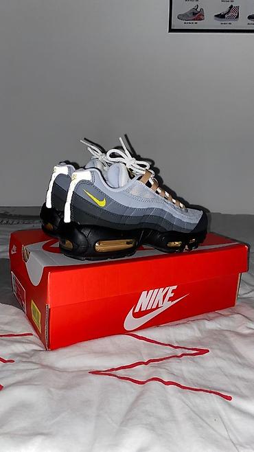 yun corab: Nike Air Max 95 ayaqqabıları - Rəng: boz çalarlar (açıq və tünd boz — 1