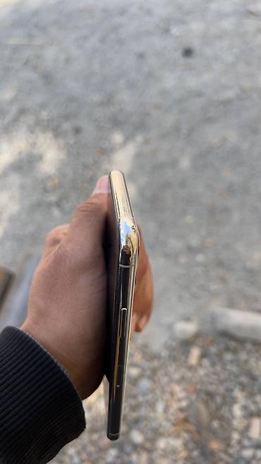 apple studio display: IPhone 11 Pro, Б/у, 256 ГБ, Белый, 70 % — 6