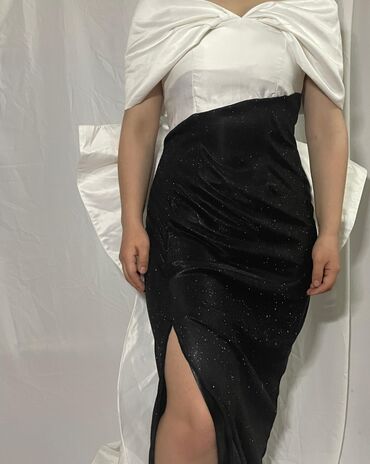 бирюзовое вечернее платье: Вечернее платье, Классическое, Длинная модель, Без рукавов, M (EU 38)