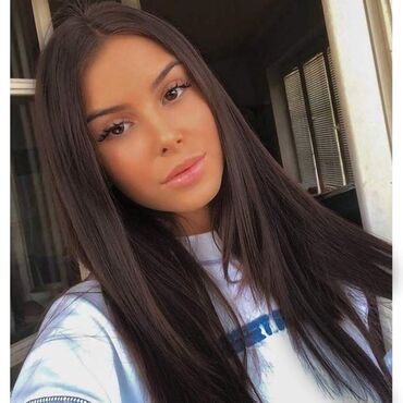 Perike i klipse: Perike
Cena 3200 din — 29