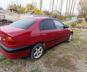 d 4d: Toyota Avensis: 2000 г., 1.8 л, Механика, Бензин, Седан — 2