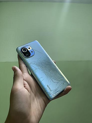 poco 1: Xiaomi, Mi 11, Б/у, 256 ГБ — 1