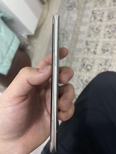 Мобильные телефоны и аксессуары: Samsung Galaxy S7 edge Duos (две SIM) - Серебристый корпус со — 2