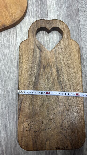 Подносы: Плотная разделочная/серव्हизная доска из настоящей древесины — 8