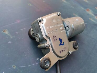 Auto delovi: Motor brisača zadnjih vrata Lada Niva, Lada 2104 Karavan, Lada 2108 — 9