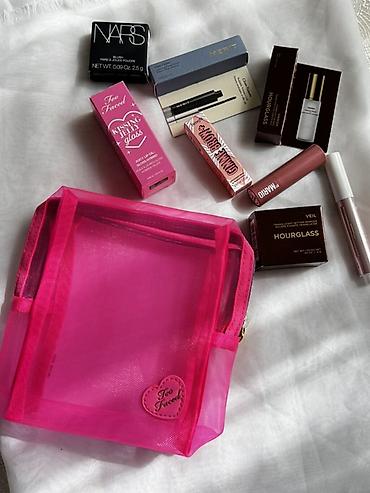 ofis masa üstü aksesuar: Brend kosmetika seti + çanta Məzmun: - Too Faced “Kissing Jelly — 2