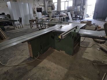 cnc dəzgahı: Tam işlək vəziyyətdədir. heç bir problemi yoxdur. dərəcə və çizəri