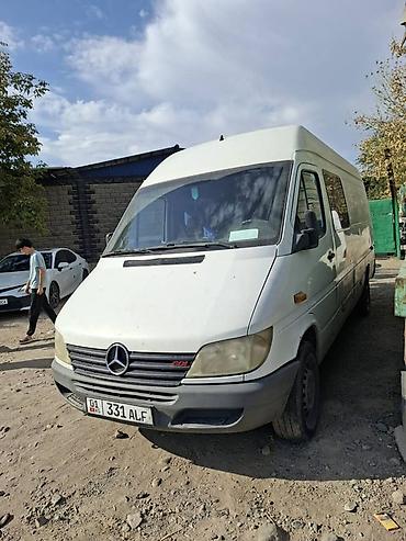 спринтер грузо посажыр: Mercedes Benz Sprinter 2002 г 2.2 дизель Грузо-пассажир Механика — 3