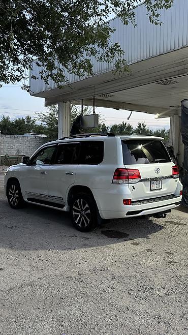 Продажа авто: Toyota Land Cruiser: 2015 г., 4.6 л, Автомат, Бензин, Внедорожник — 4
