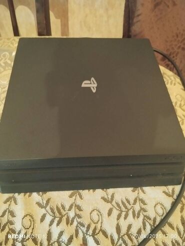 playstation 3 1tb: PlayStation 4 pro 1 tlb yaddaş problemsizdir heç bir problem i yoxdur