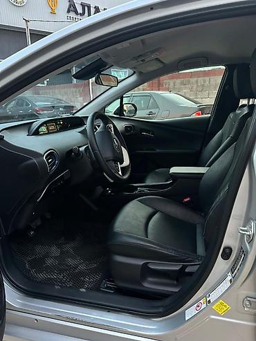 Toyota: Toyota Prius: 2017 г., 1.8 л, Гибрид, Седан — 11