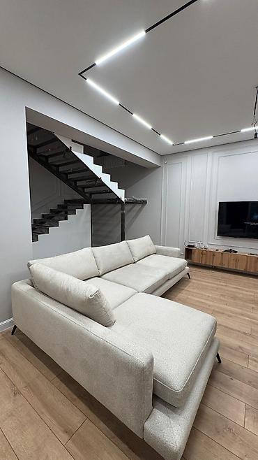 Угловые диваны: Угловой диван, C подушками — 2