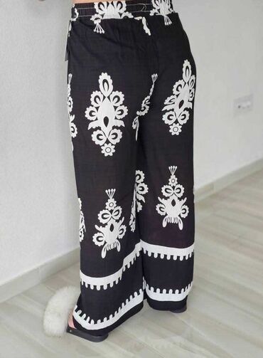 Pantalone: 06. Pantalone 
M/L i Xl/2xl — 21