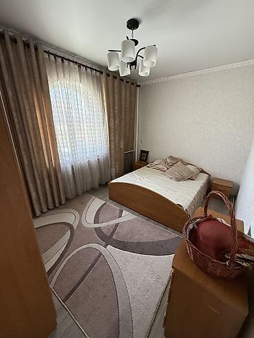 Продажа коттеджей и домов: 5 комнат, 308 м², 5 соток, Бишкек, Кок-Жар ж/м Агентство недвижимости — 15