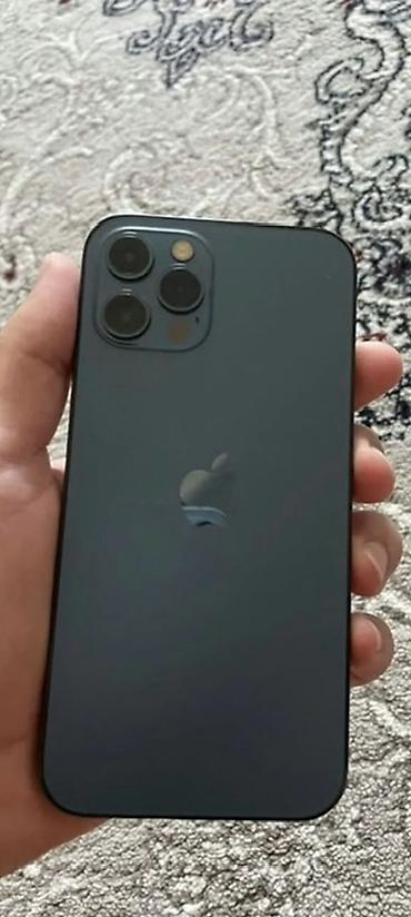 самсунг 24 с: IPhone 12 Pro, цвет Graphite - Экран 6.1" Super Retina XDR (OLED) — 2