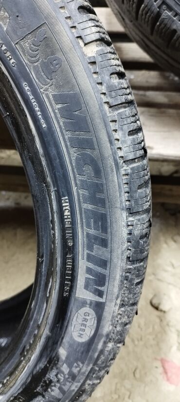 Шины: Шины 235 / 45 / R 18, Зима, Б/у, Комплект, Легковые, Michelin