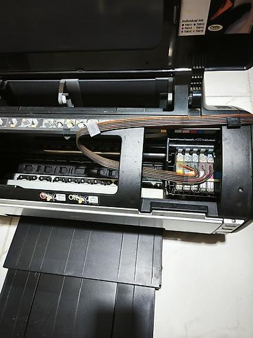 ikinci əl printer: Epson 1410 printeri satılır. yüksək keyfiyyətli şəkil çapı üçün — 4