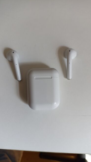 airpods i12 original: İnpods 12 (i12) Bluetooth qulaqlıq satılır. Keyfiyyətinə görə münasib