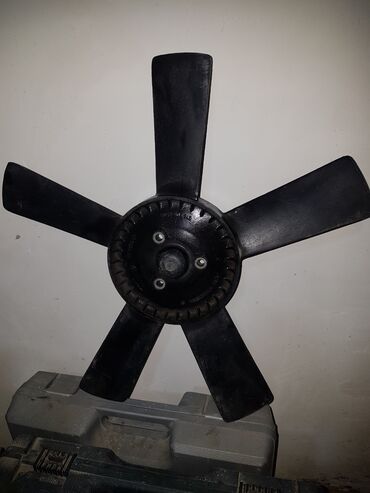 мерс венто: Вентилятор (крыльчатка) радиатора на Мерседес Бенц. Механический