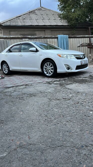 купить кожаные сиденья для авто бу: Toyota Camry: 2018 г., 2.5 л, Автомат, Бензин, Бус