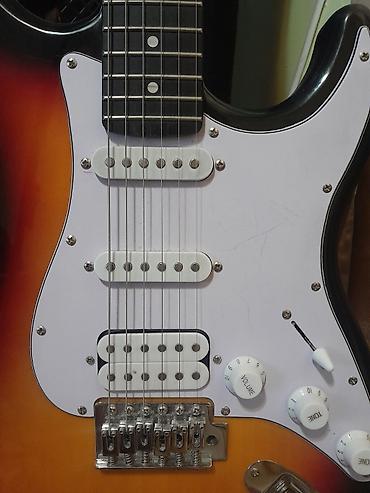 stratocaster: Электрогитара Rockdale, стиль ST (Stratocaster) есть торг - Окраска — 6