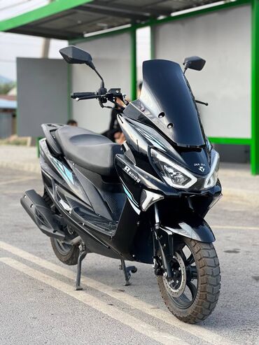 мопед макси: Макси-скутер Honda, 150 куб. см, Бензин, Новый