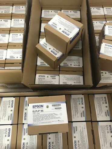 epson l1800: Yeni Proyektor Epson, Ünvandan götürmə, Ödənişli çatdırılma