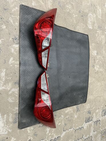 хундай рио: Комплект стоп-сигналов Hyundai 2012 г., Б/у, Оригинал