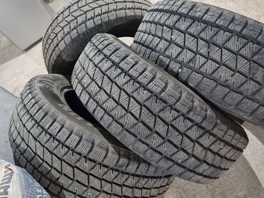 купить зимние шины в бишкеке: Шины 215 / 65 / R 16, Зима, Б/у, Комплект, Легковые, Sailun