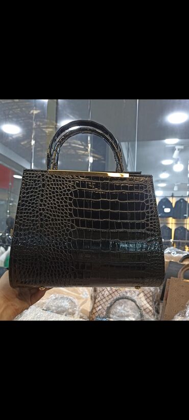 Çantalar: Əl çantası — 23