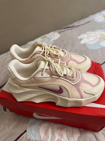 Кроссовки, 36.5, Nike, Новый, цвет - Бежевый