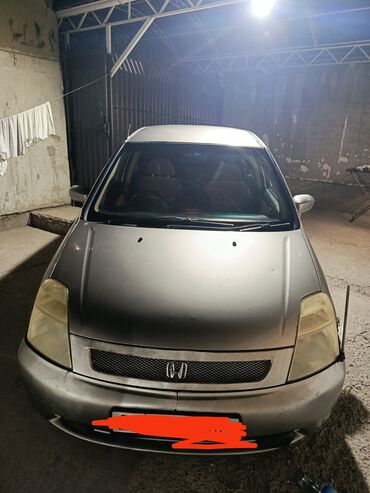 авто гаражное хранение: Honda Stream: 2000 г., 2 л, Автомат, Бензин, Вэн/Минивэн