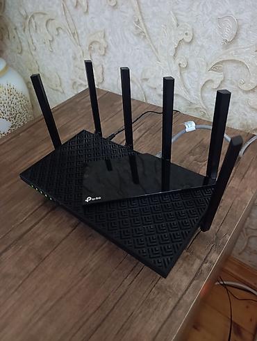 Modemlər və şəbəkə avadanlıqları: TP-Link Archer AX72 (AX5400) Wi‑Fi 6 router - İki zolaqlı (Dual‑Band) — 2