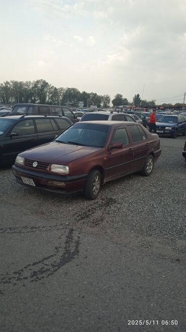 сколько стоит мустанг: Volkswagen Vento: 1992 г., 1.8 л, Механика, Бензин, Седан