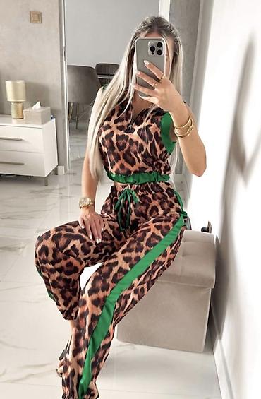 Kompleti: 🔥Top ženski komplet sa leopard printom
S m l 
Cena 2600 din — 12