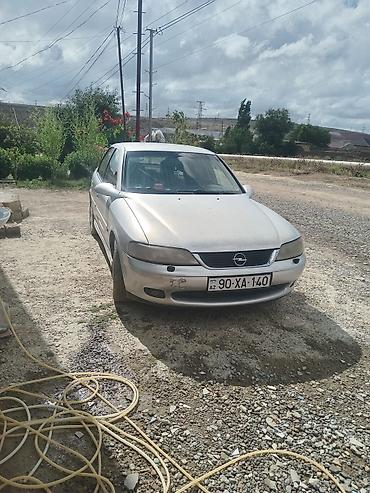 опель вектра а запчасти: Opel Vectra sedanı - Kuzov: 4 qapılı sedan, gümüşü rəng - Mühərrik — 1