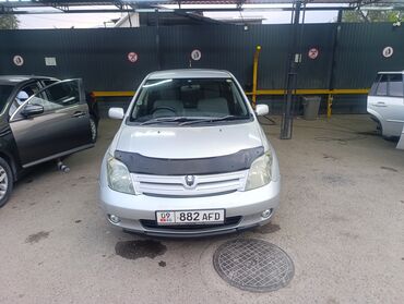 tayota runx: Toyota ist: 2003 г., 1.5 л, Автомат, Бензин, Седан