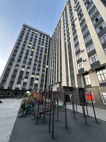 срочно продаётся 1 комнатная квартира в районе ошского рынка по улице кенсуйская: 2 комнаты, 59 м², Элитка, 13 этаж, Евроремонт