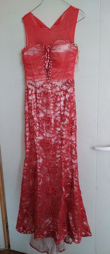 haljina za maturu: S (EU 36), bоја - Crvena, Večernji, maturski, Na bretele
