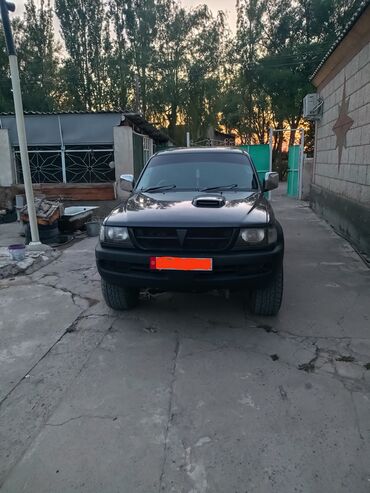 авто дверь: Mitsubishi Challenger: 1998 г., 3.5 л, Автомат, Бензин, Внедорожник