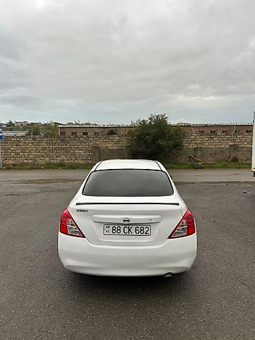 r17 sam: Nissan Sunny: 1.2 l | 2014 il Sedan — 3