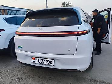 х5 ж05: Lixiang L7: 2023 г., 1.5 л, Автомат, Гибрид, Кроссовер — 4