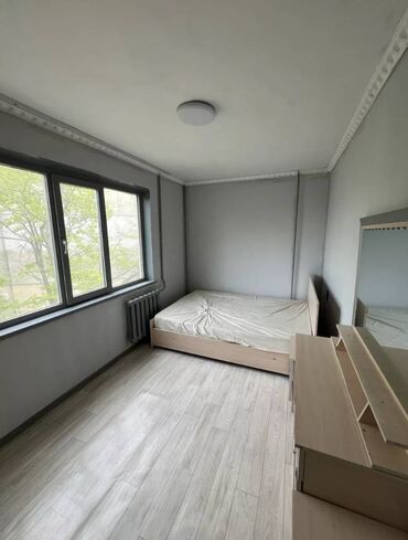 продажа квартиры в бишкеке 104 серии: 2 комнаты, 45 м², 104 серия, 3 этаж, Старый ремонт