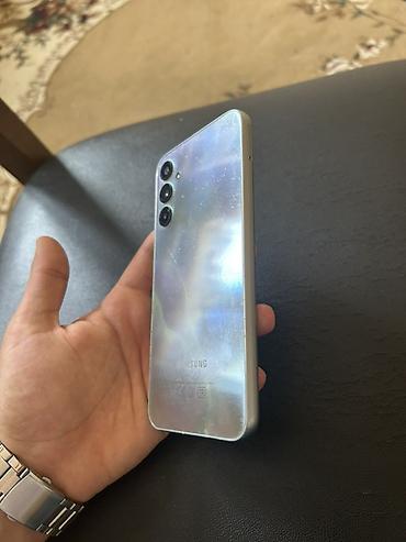 blender qiyməti: Samsung Galaxy A24 4G, 128 GB, rəng - Gümüşü, Barmaq izi, Face ID — 2